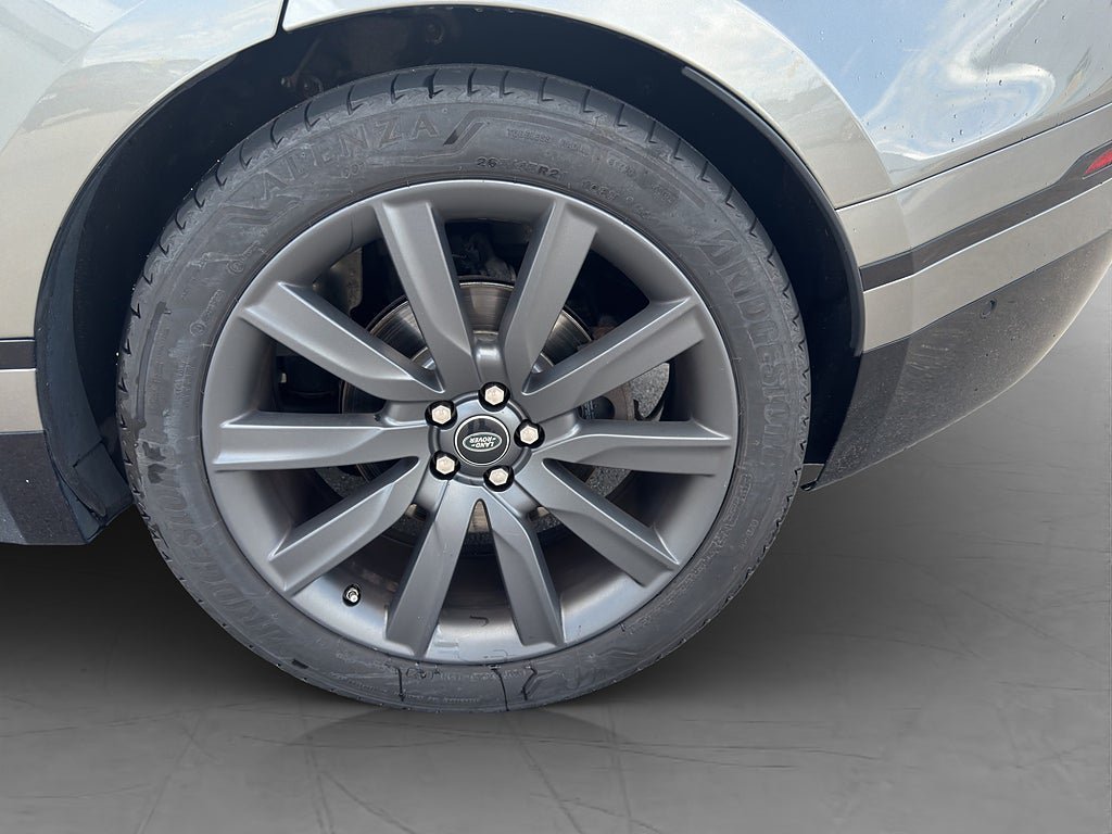 Vehicle Image 36