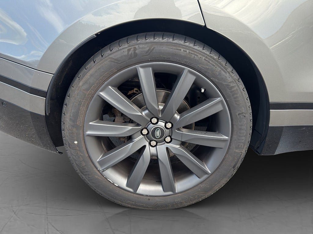 Vehicle Image 37