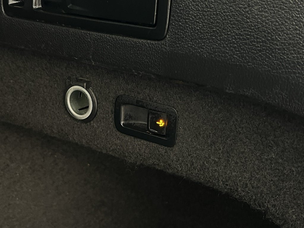 Vehicle Image 28