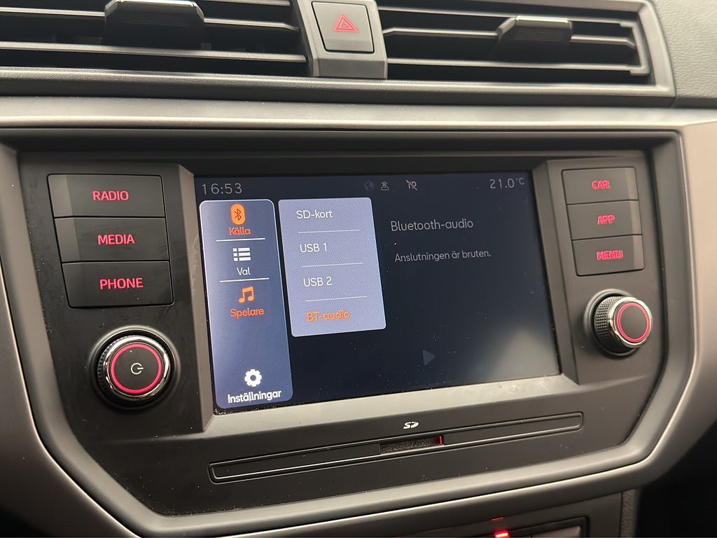 Vehicle Image 21