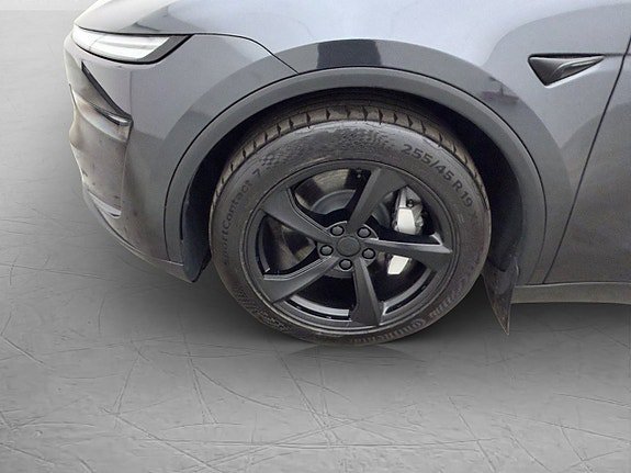 Vehicle Image 34