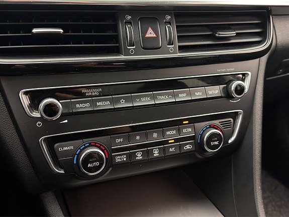 Vehicle Image 29