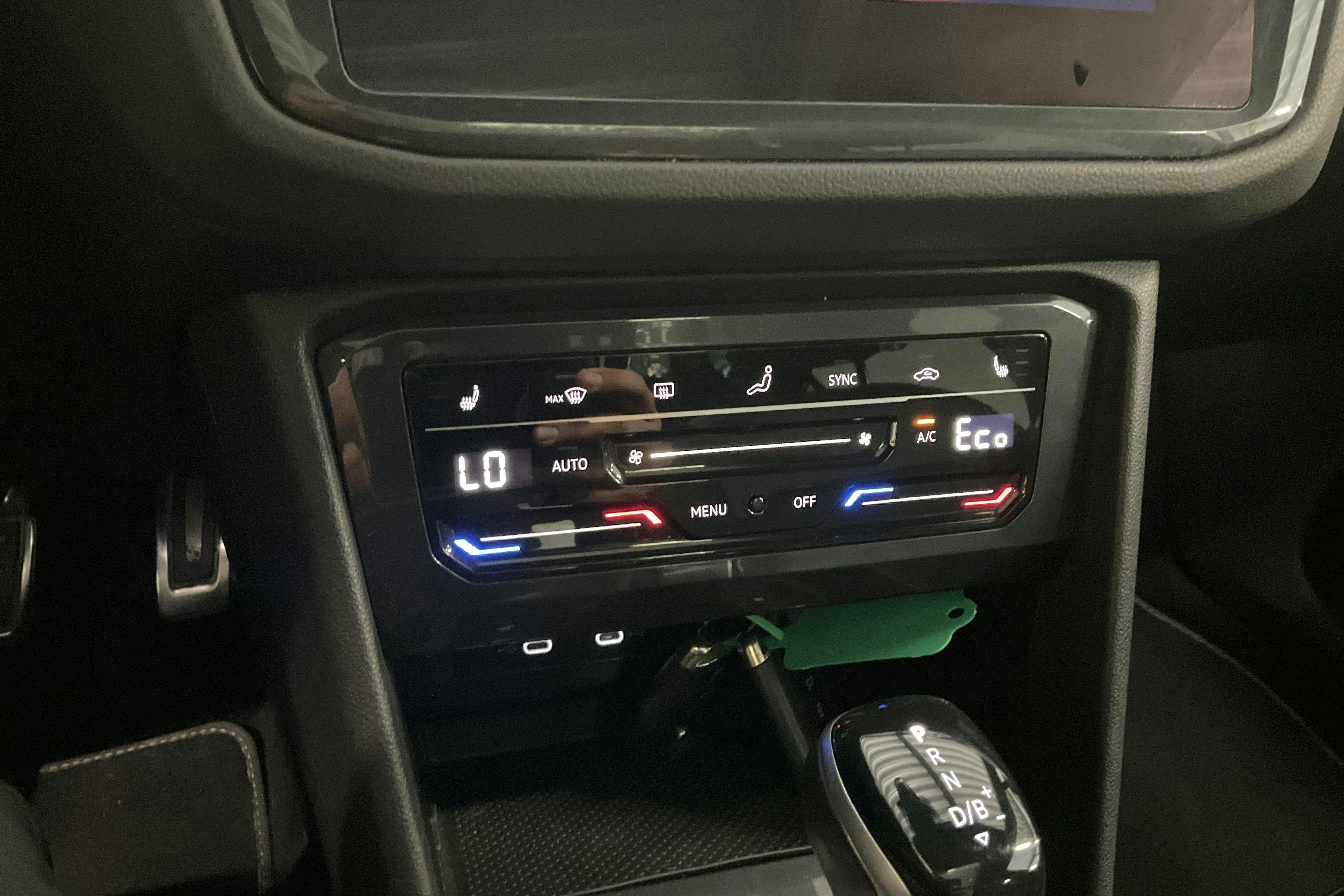 Vehicle Image 17