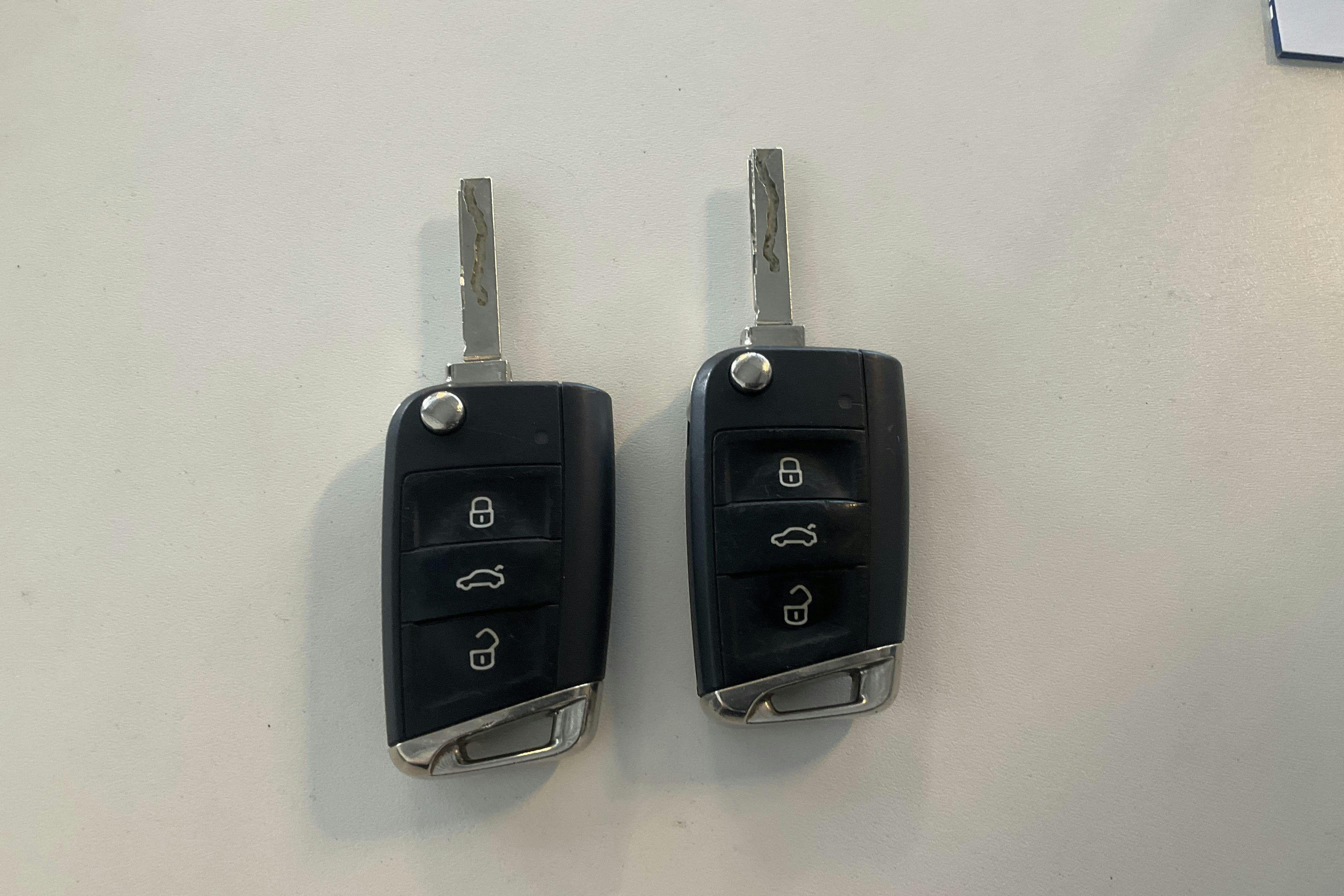 Vehicle Image 24