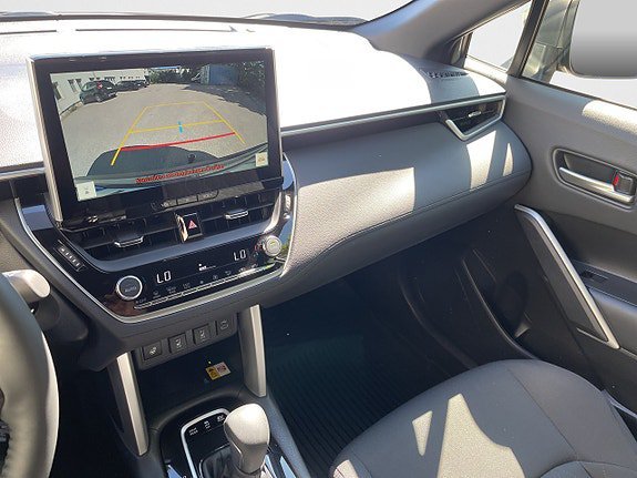 Vehicle Image 13