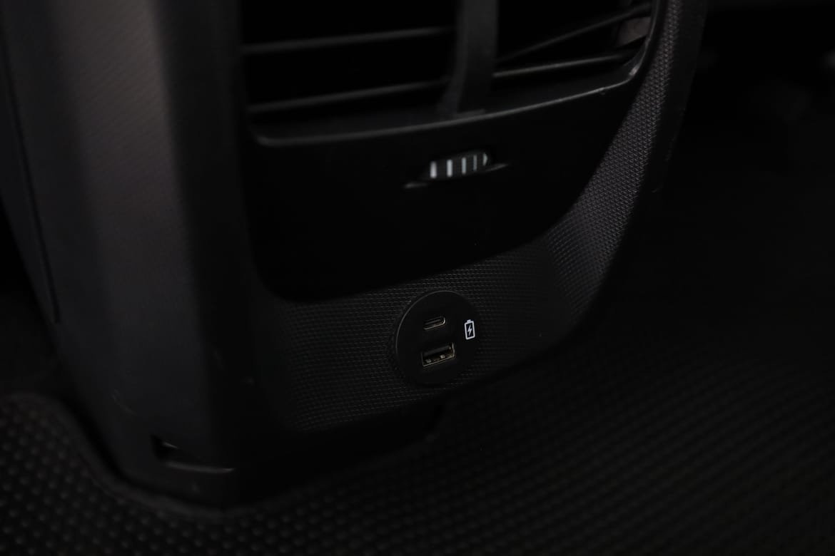 Vehicle Image 45