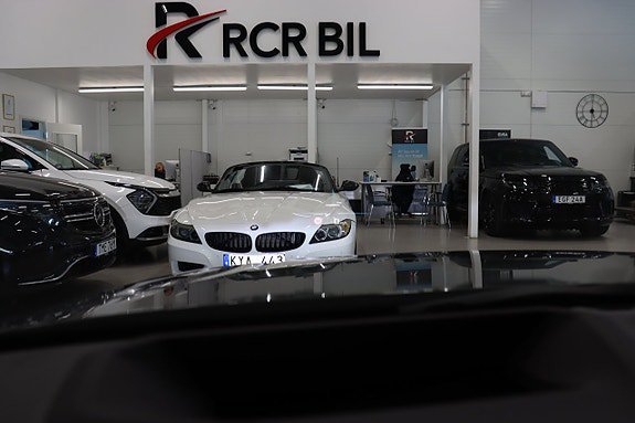 Vehicle Image 22