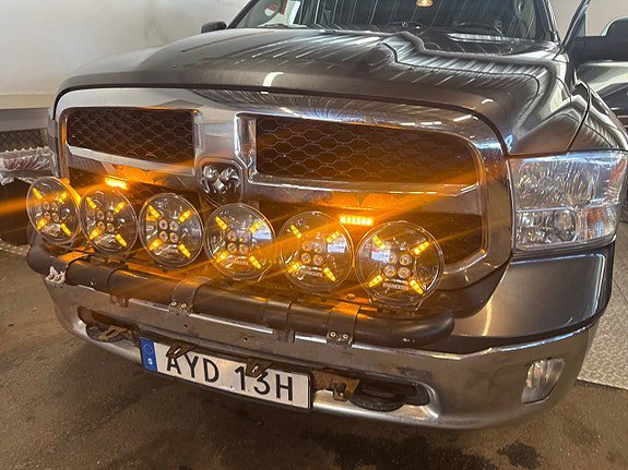 Vehicle Image 26