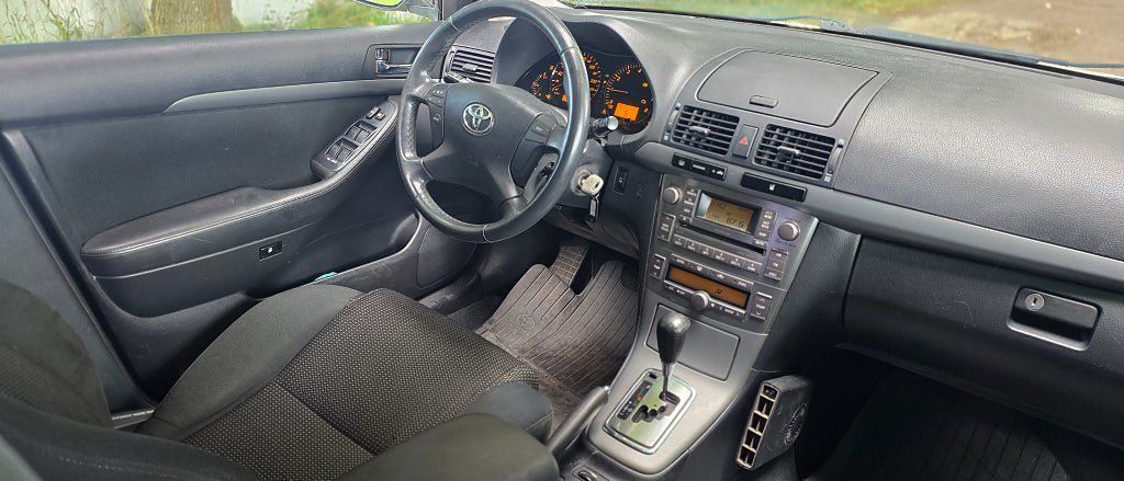 Vehicle Image 10