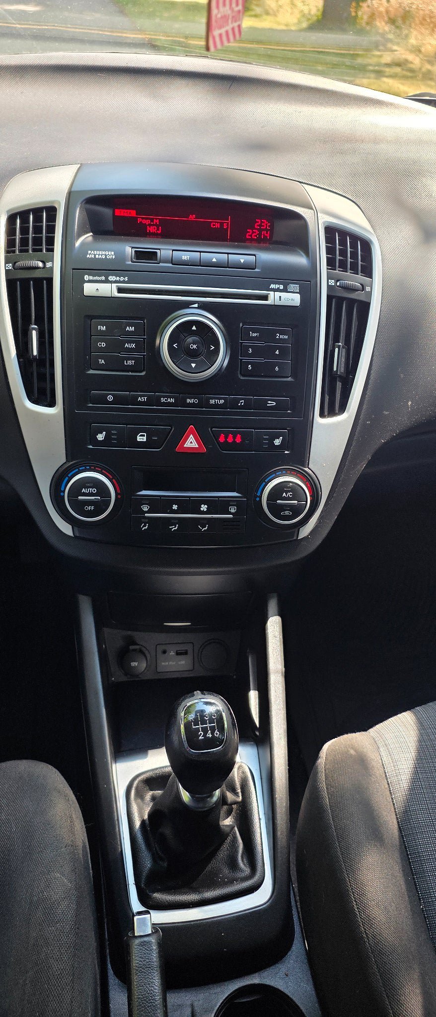 Vehicle Image 14
