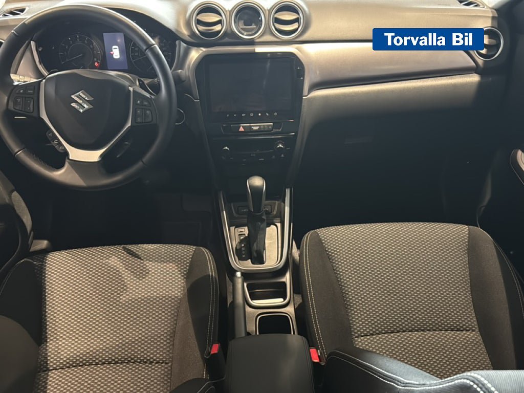 Vehicle Image 8