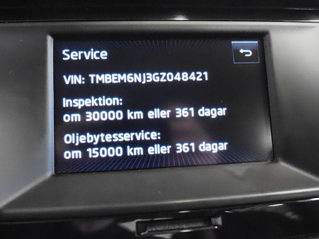 Vehicle Image 18