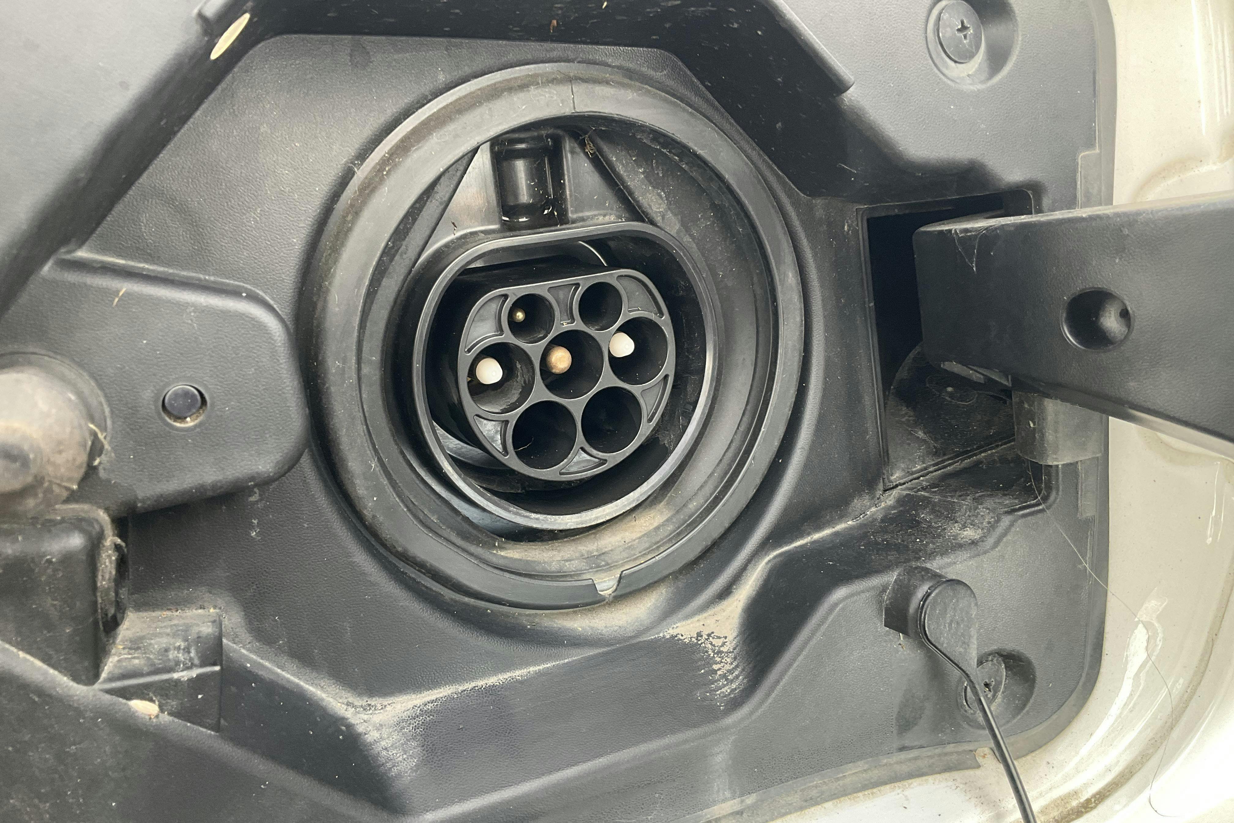 Vehicle Image 13