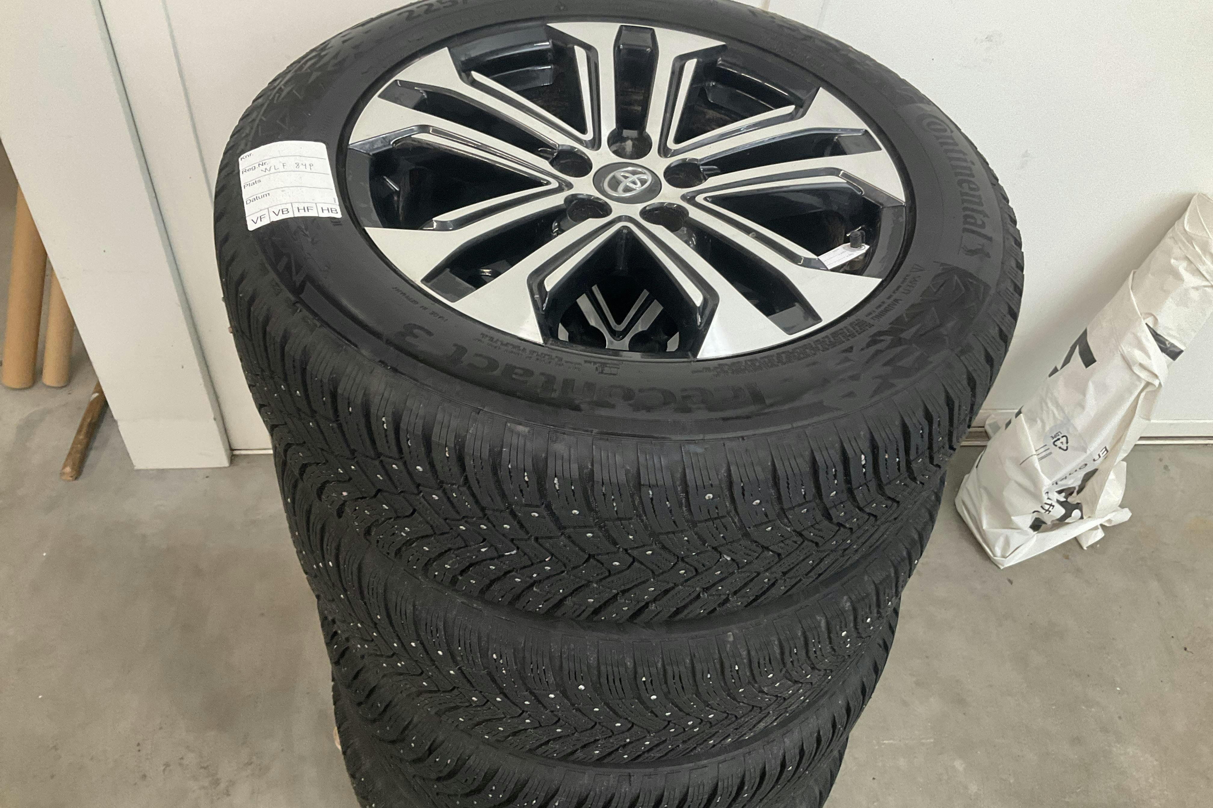 Vehicle Image 15