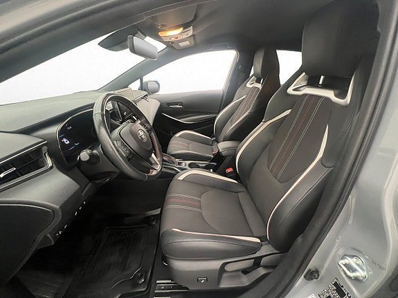 Vehicle Image 10