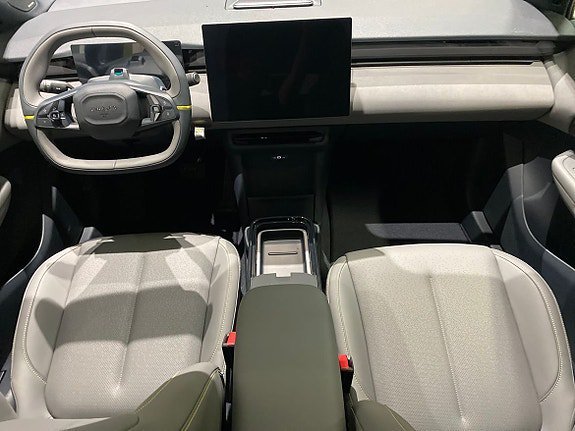 Vehicle Image 17