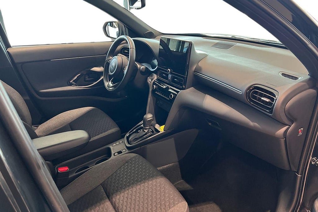 Vehicle Image 7