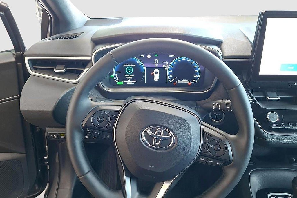 Vehicle Image 11