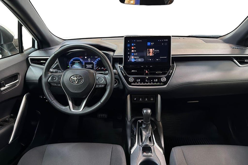 Vehicle Image 9