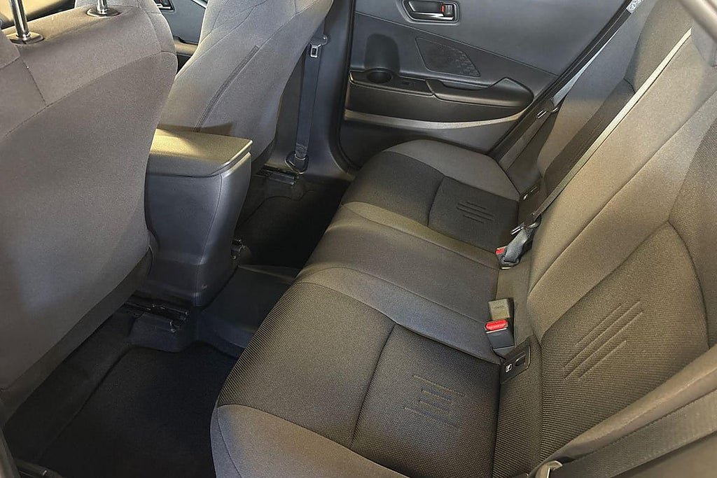 Vehicle Image 13