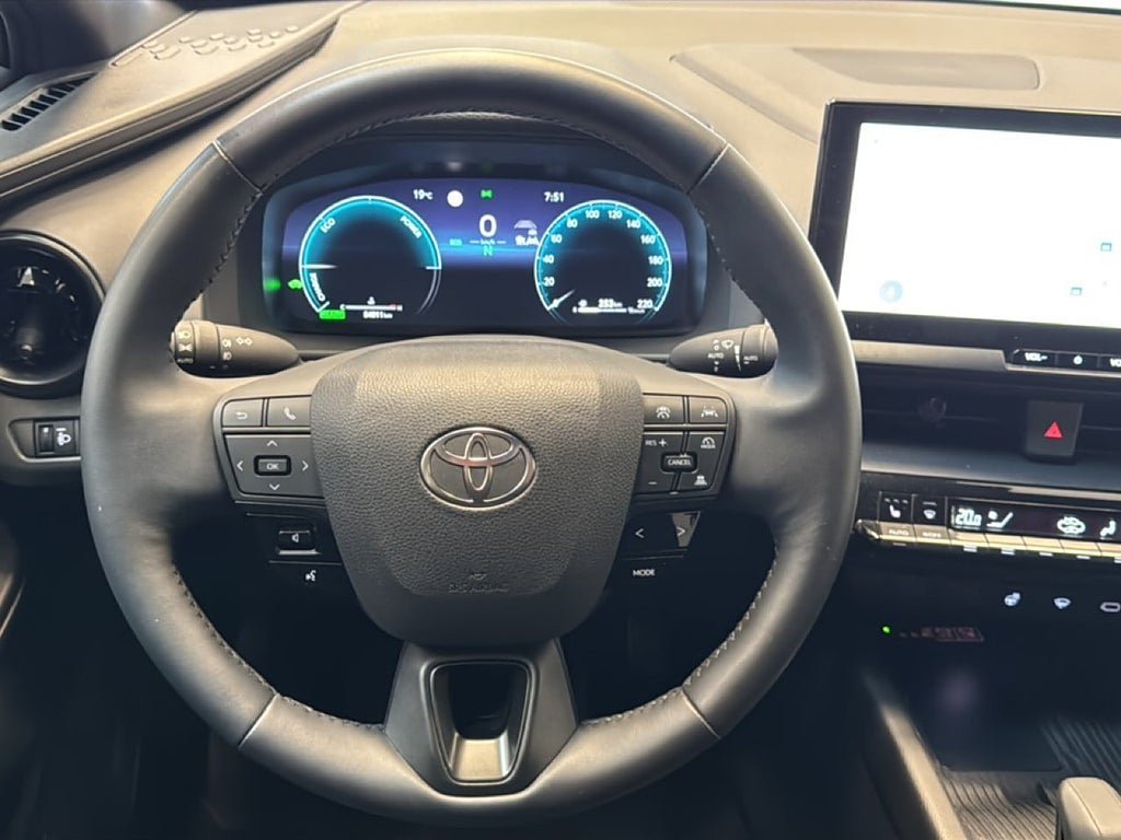 Vehicle Image 19