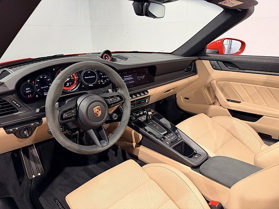 Vehicle Image 26