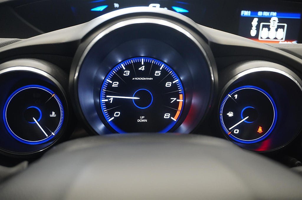 Vehicle Image 15