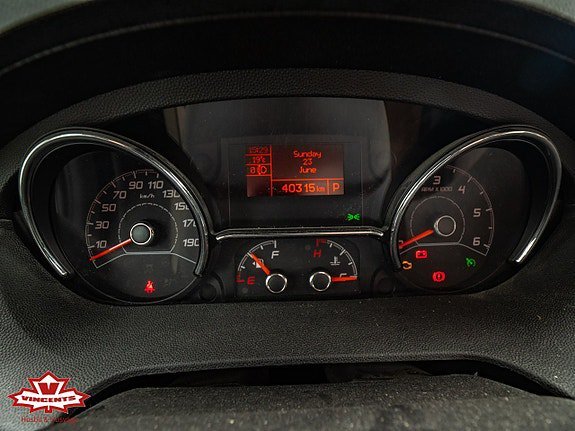 Vehicle Image 17