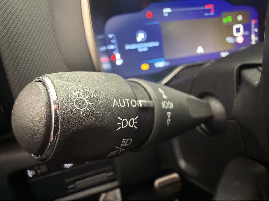 Vehicle Image 26