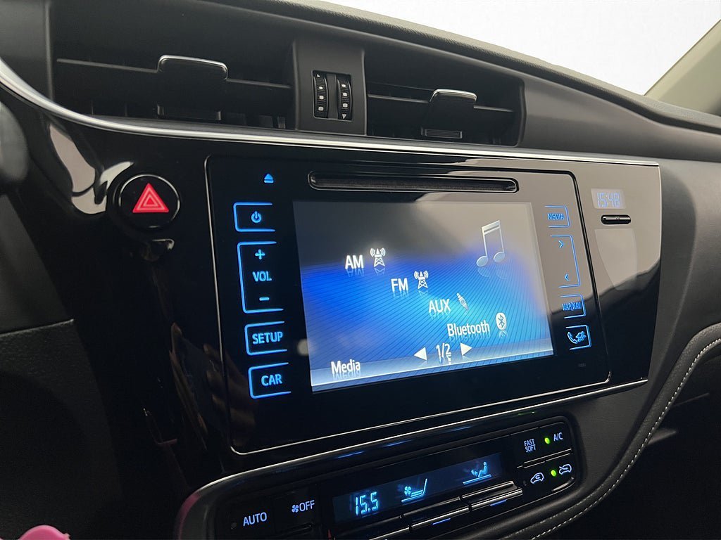 Vehicle Image 16