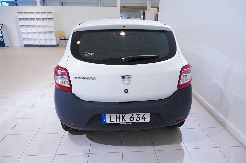 Vehicle Image 6
