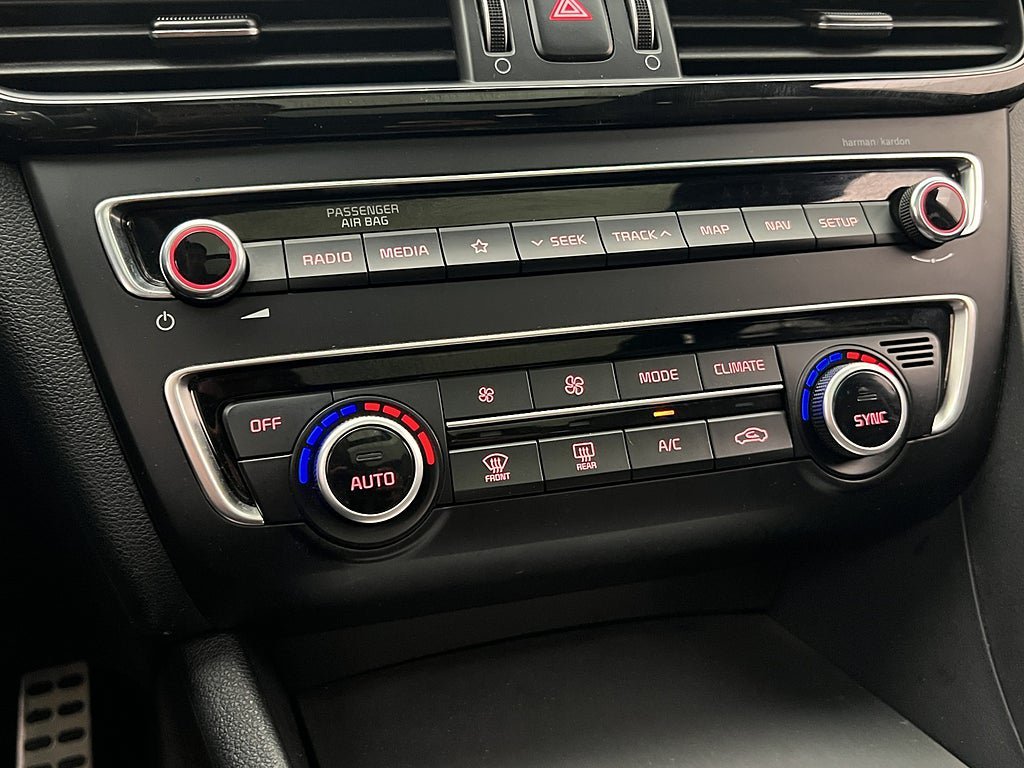 Vehicle Image 26