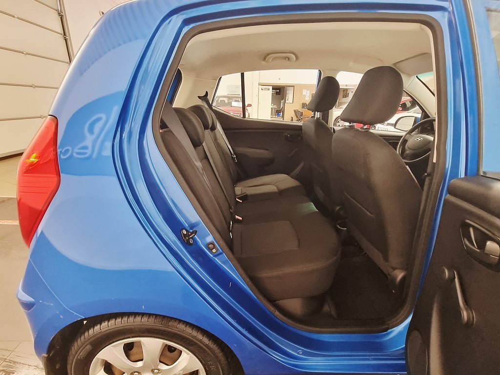Vehicle Image 20