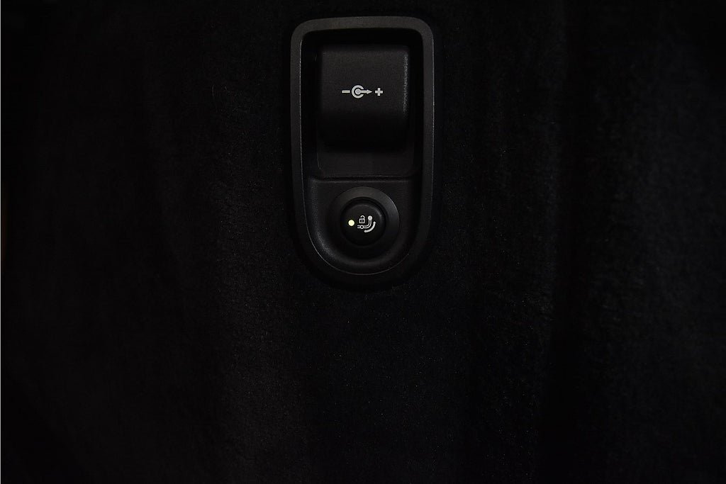 Vehicle Image 27