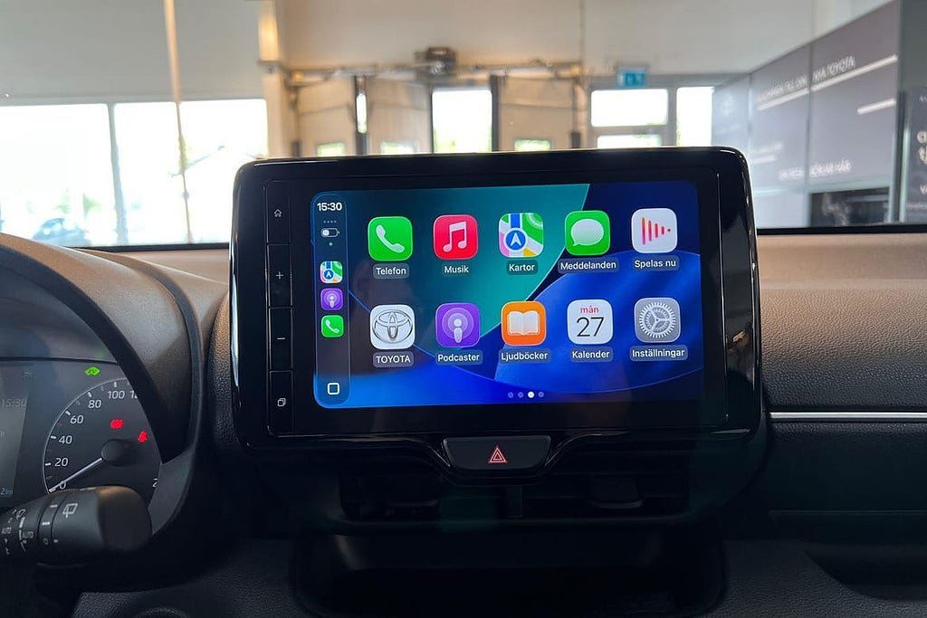 Vehicle Image 13