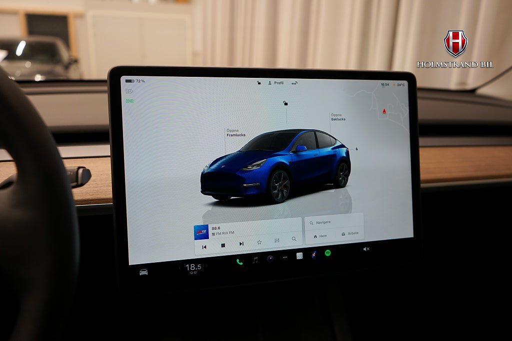 Vehicle Image 15