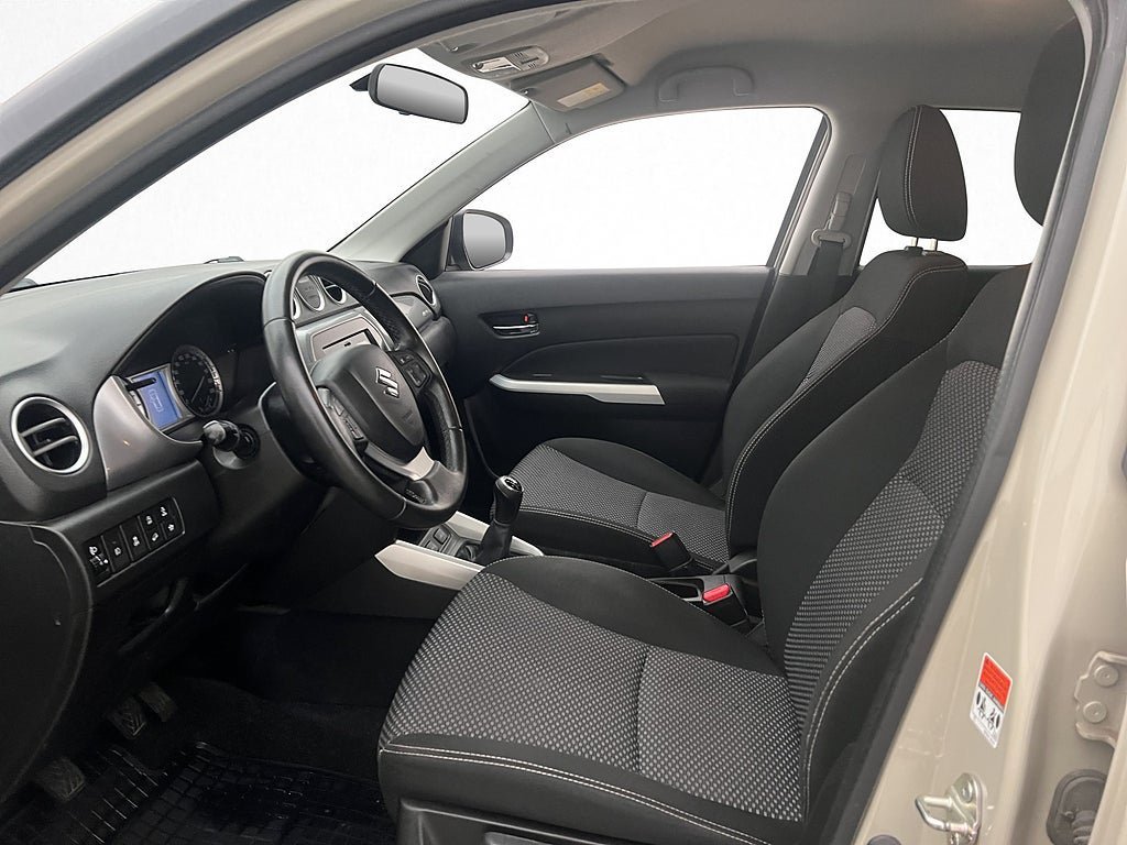 Vehicle Image 11