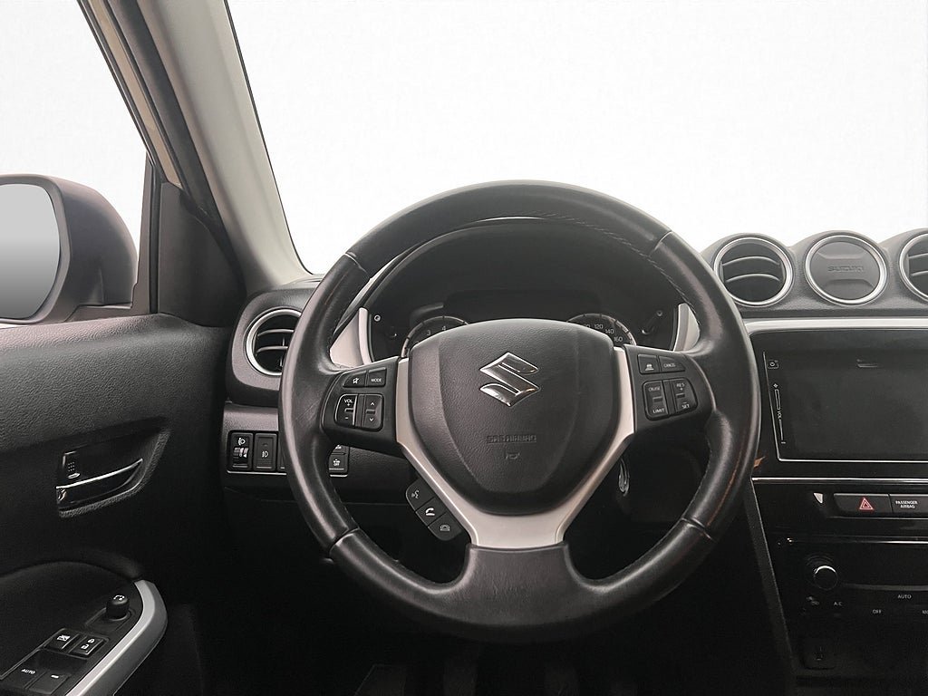 Vehicle Image 13