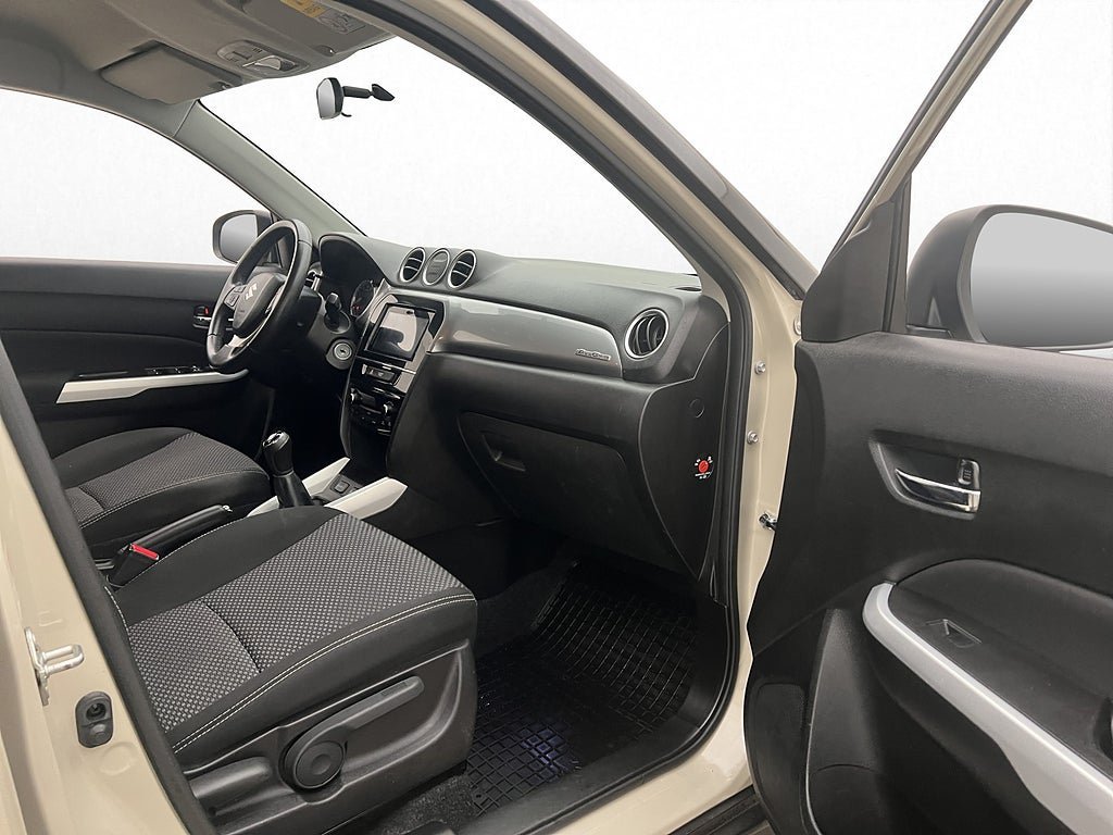 Vehicle Image 21