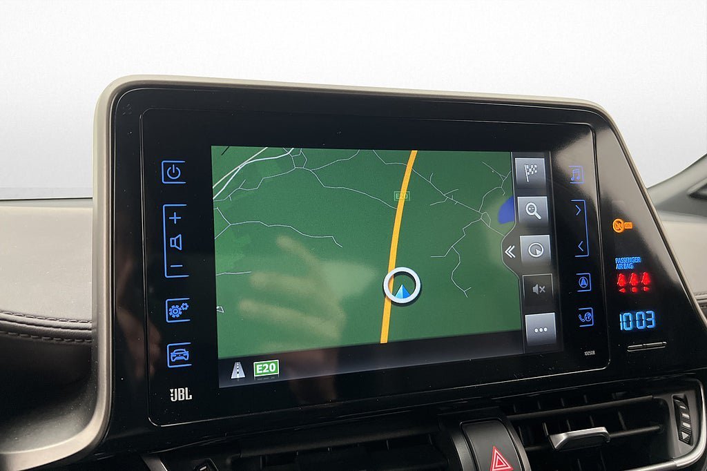 Vehicle Image 17