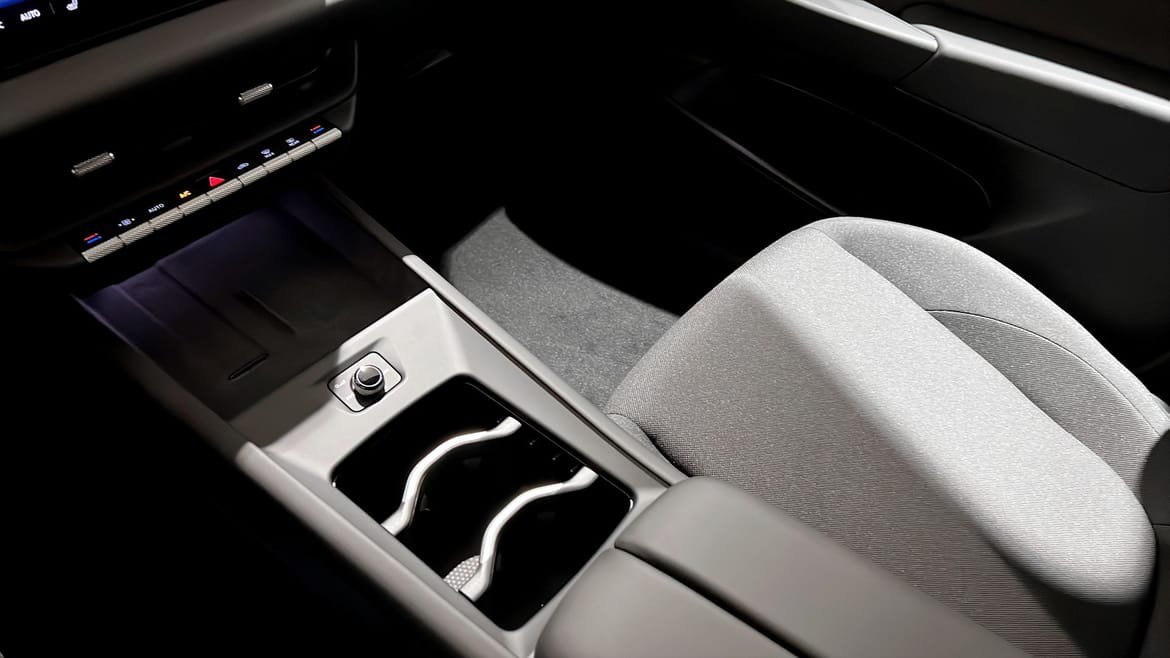 Vehicle Image 15