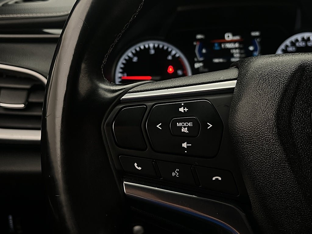 Vehicle Image 17