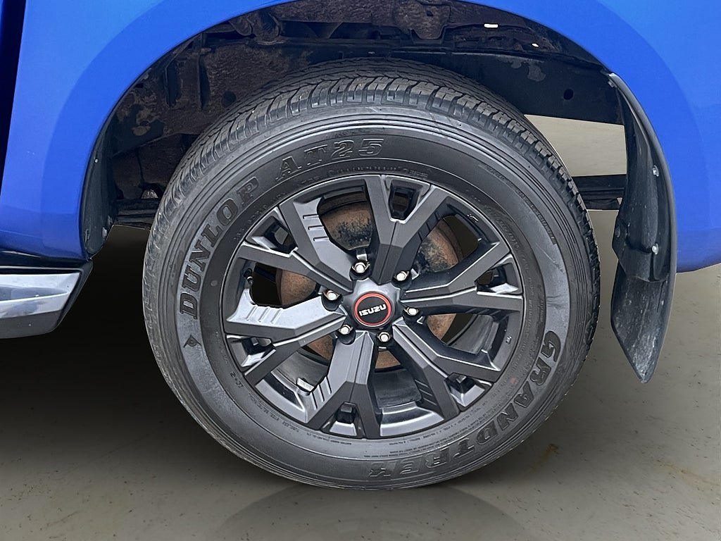 Vehicle Image 31