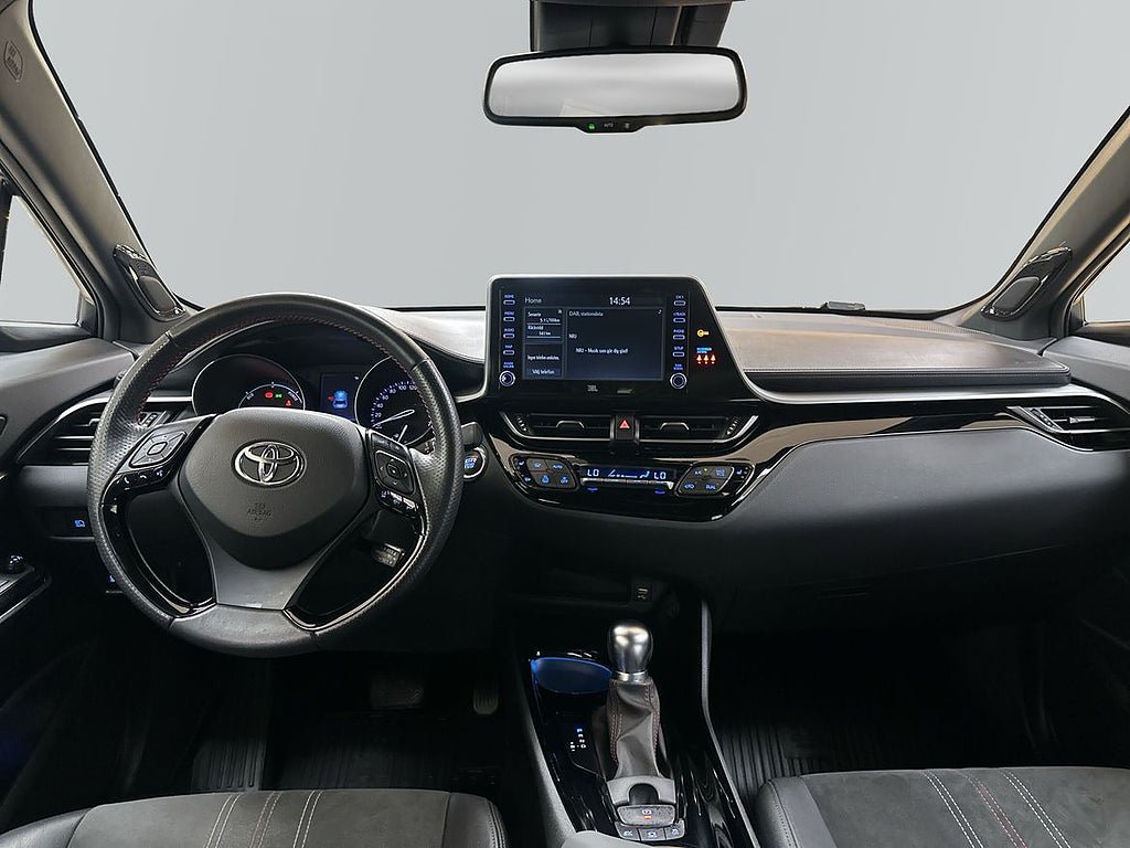 Vehicle Image 8