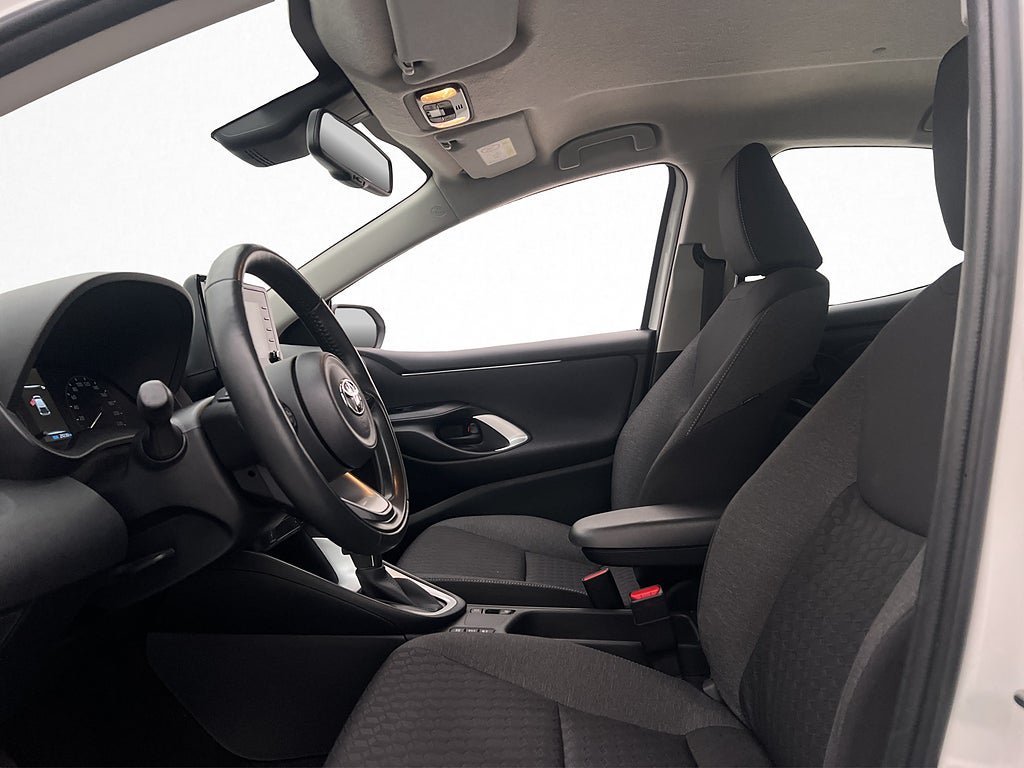 Vehicle Image 10