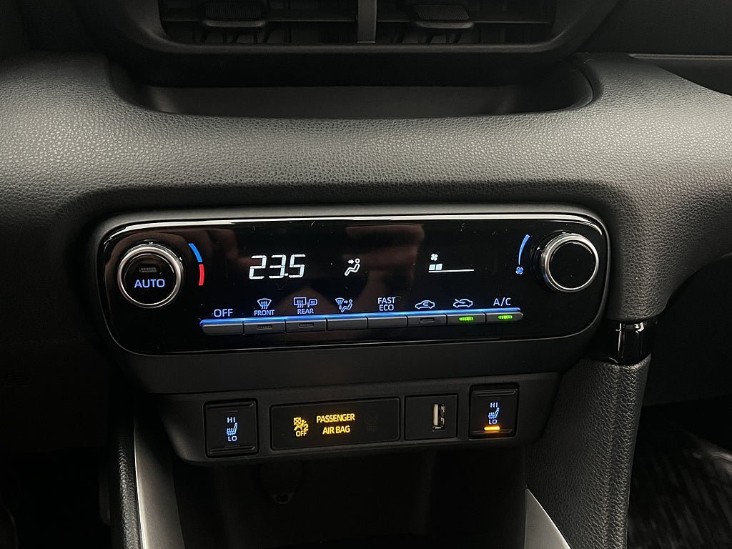 Vehicle Image 18