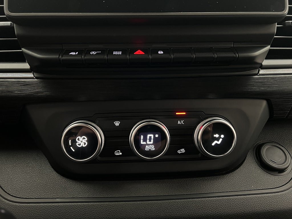 Vehicle Image 27
