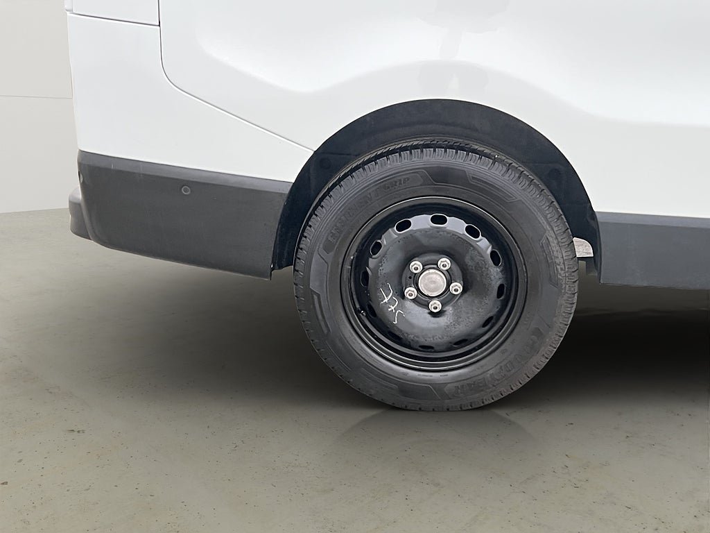 Vehicle Image 33