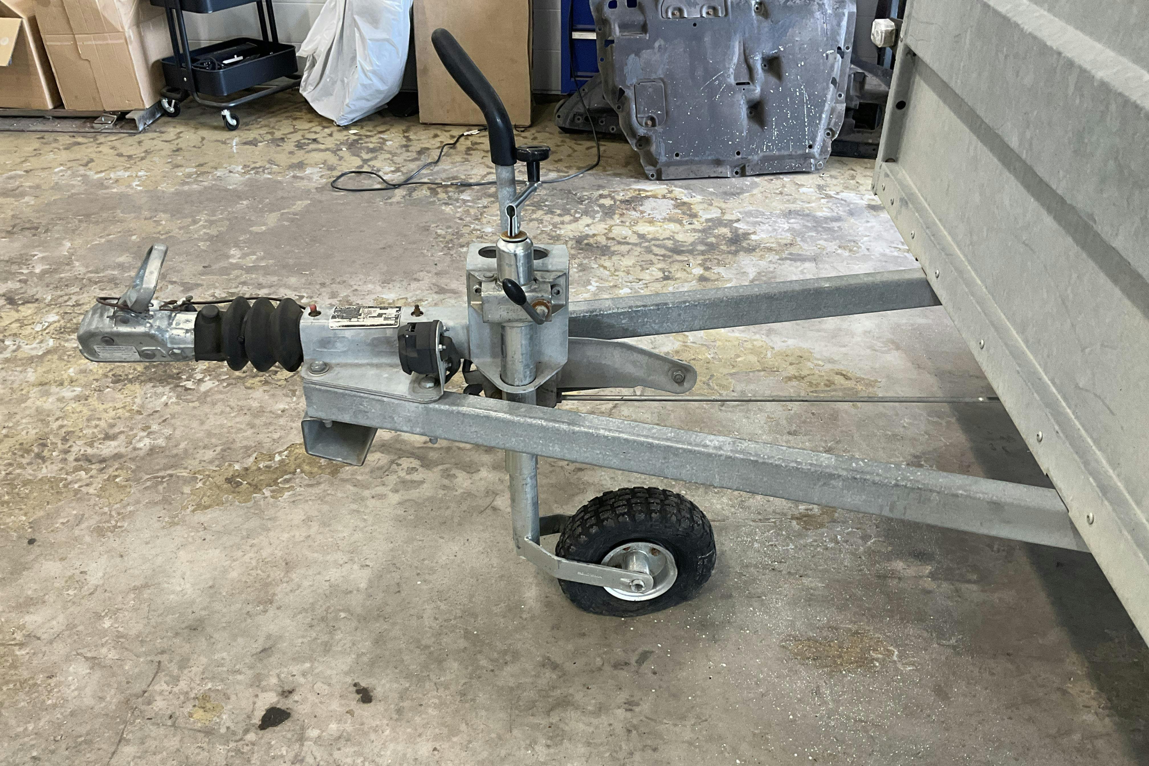 Vehicle Image 6