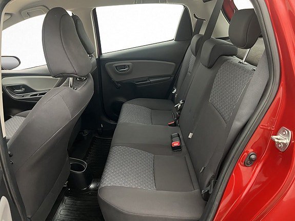 Vehicle Image 19